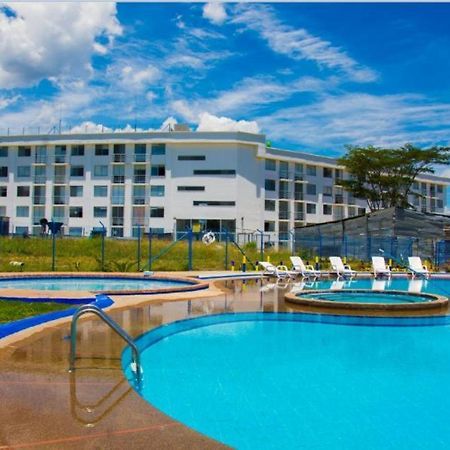 Apartamento Cerca Parque Del Cafe Con Piscina Montenegro Buitenkant foto