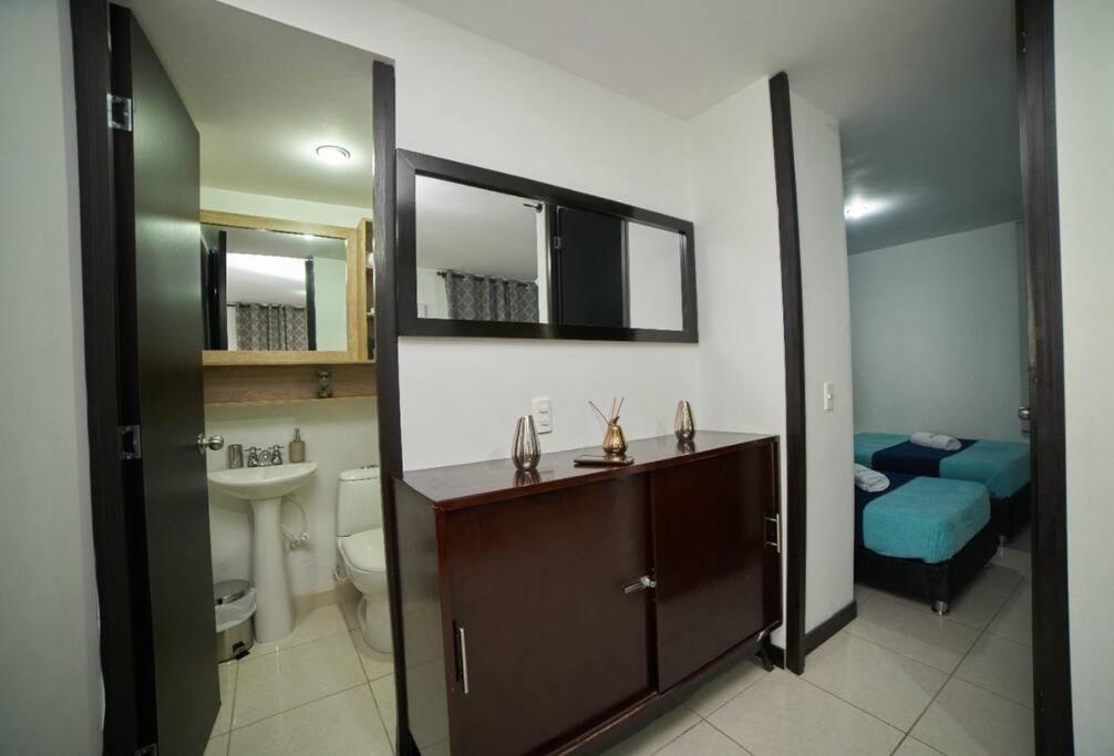 Apartamento Cerca Parque Del Cafe Con Piscina Montenegro Buitenkant foto