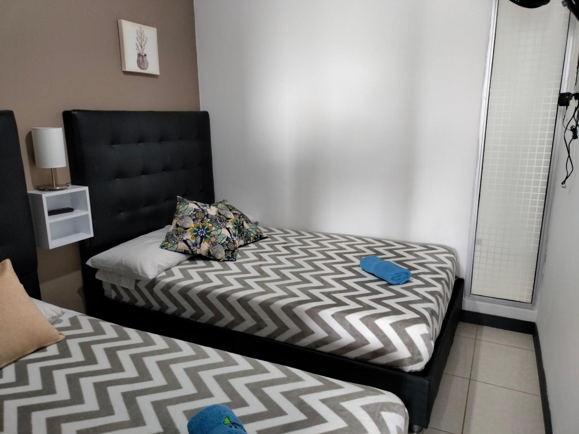 Apartamento Cerca Parque Del Cafe Con Piscina Montenegro Buitenkant foto